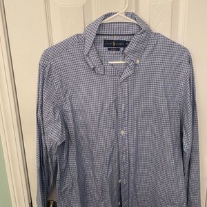 Ralph Lauren men’s button down. Size medium. Gently used. No flaws.